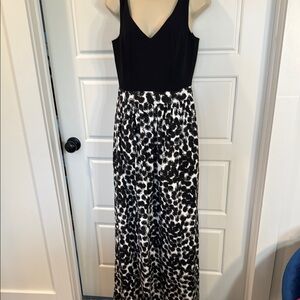 Trina Turk Ara Pom Pom Faille Maxi Sleeveless V Neck Dress 4 NWT